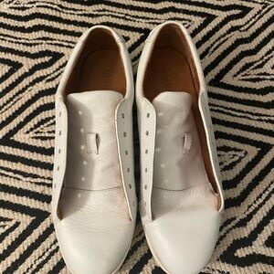 Kenneth Cole gentle sole